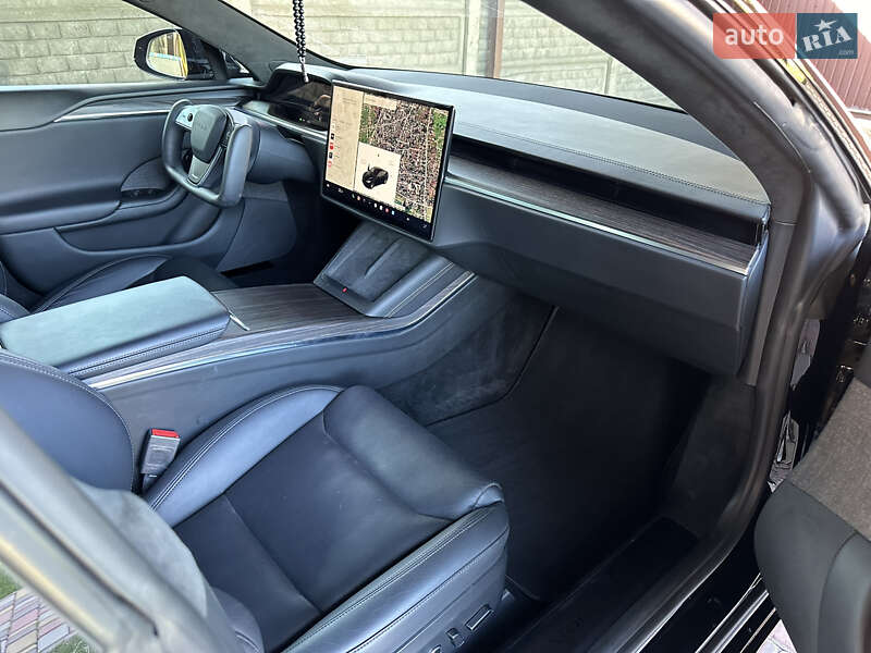 Лифтбек Tesla Model S 2022 в Киеве