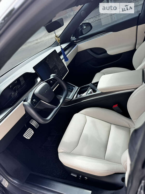 Лифтбек Tesla Model S 2021 в Одессе