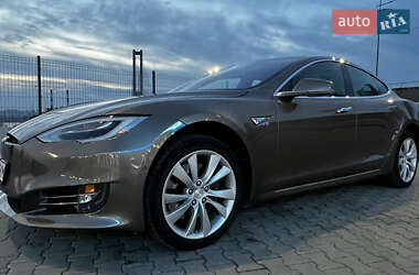 Ліфтбек Tesla Model S 2015 в 
