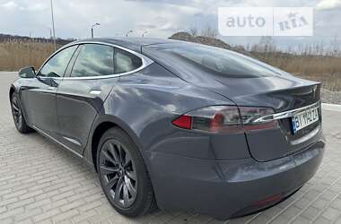 Ліфтбек Tesla Model S 2020 в Полтаві