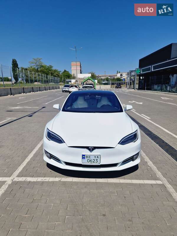 Лифтбек Tesla Model S 2019 в Первомайске фото Лифтбек Tesla Model S 2019 в Первомайске