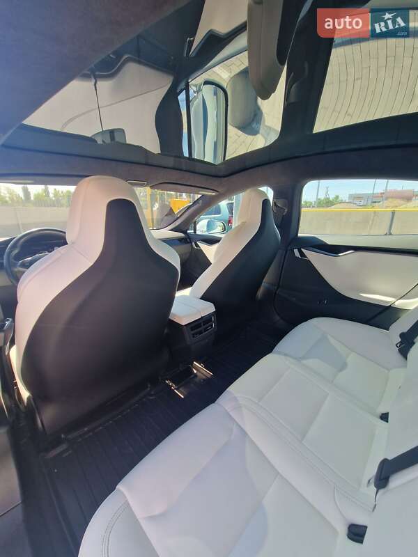 Лифтбек Tesla Model S 2019 в Первомайске фото 21 Лифтбек Tesla Model S 2019 в Первомайске