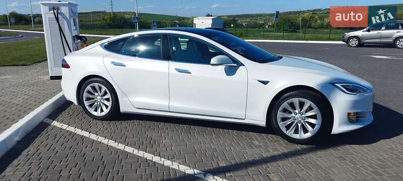 Лифтбек Tesla Model S 2019 в Первомайске фото 27 Лифтбек Tesla Model S 2019 в Первомайске