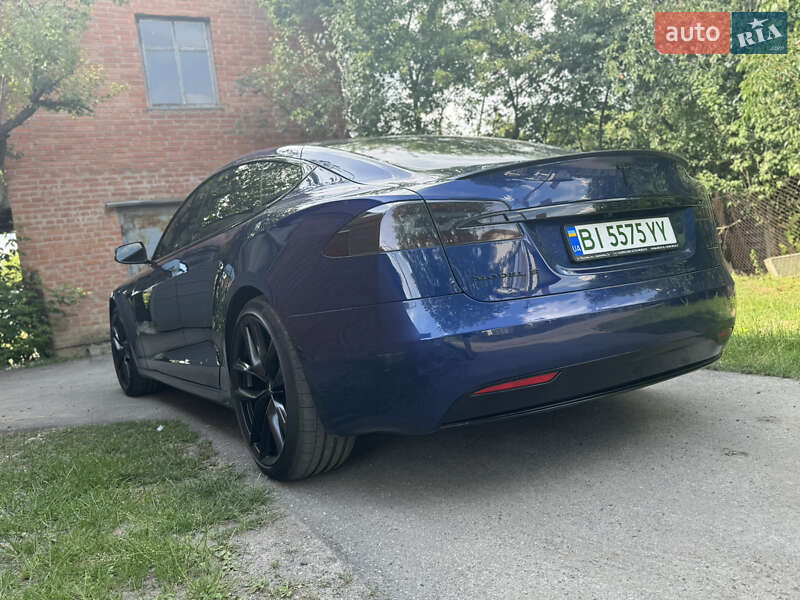 Лифтбек Tesla Model S 2018 в Полтаве