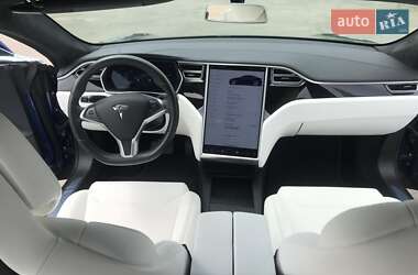 Ліфтбек Tesla Model S 2017 в Києві