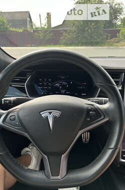 Лифтбек Tesla Model S 2018 в Звенигородке