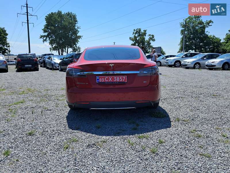 Лифтбек Tesla Model S 2014 в Ровно