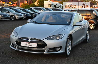 Ліфтбек Tesla Model S 2013 в Луцьку