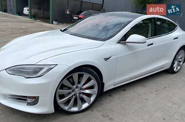 Лифтбек Tesla Model S 2017 в Запорожье