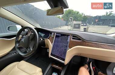 Лифтбек Tesla Model S 2017 в Запорожье