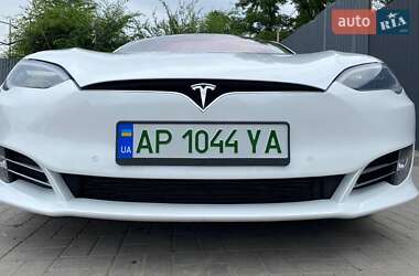 Лифтбек Tesla Model S 2017 в Запорожье