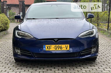 Ліфтбек Tesla Model S 2018 в Києві