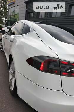 Лифтбек Tesla Model S 2012 в Киеве