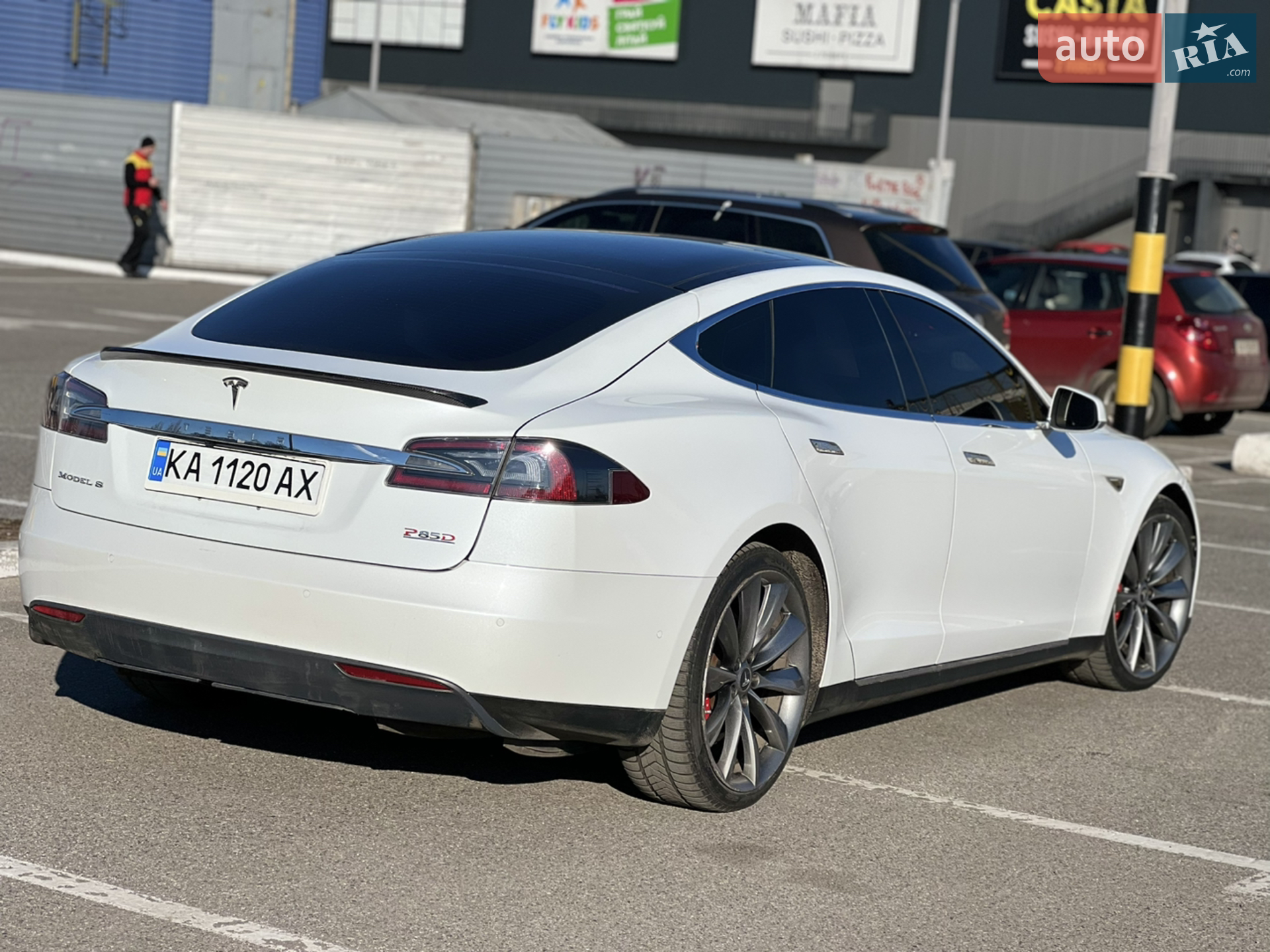 2015 Tesla Model S - мініатюра 4