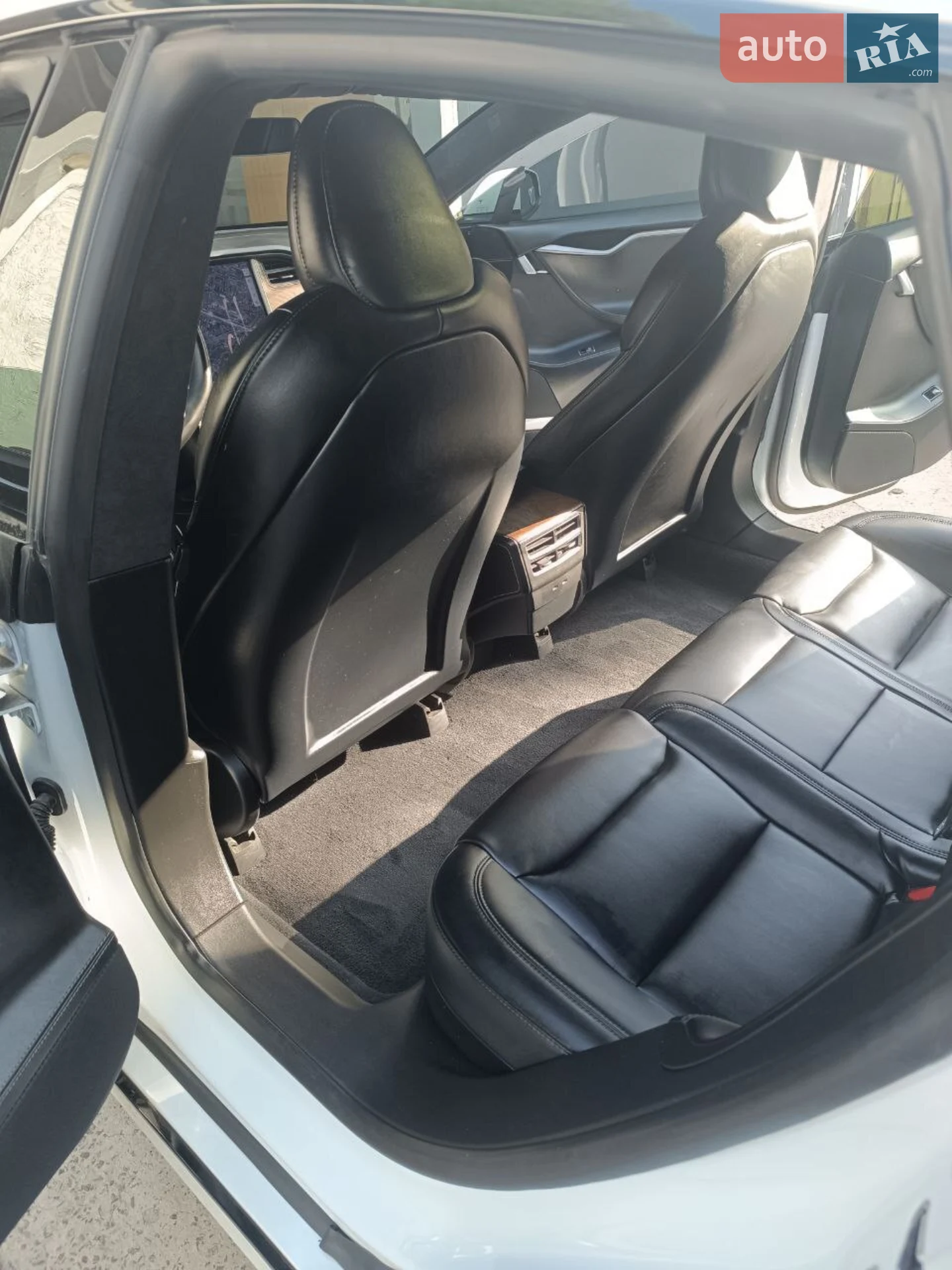 2019 Tesla Model S - мініатюра 18