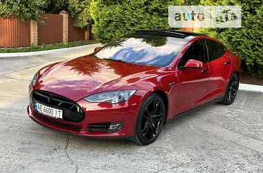 Лифтбек Tesla Model S 2014 в Киеве