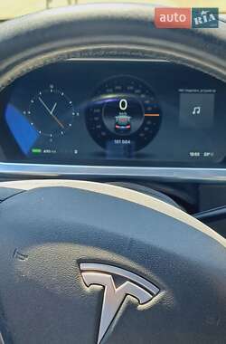 Ліфтбек Tesla Model S 2014 в Береговому
