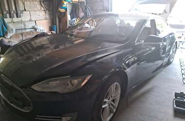 Ліфтбек Tesla Model S 2013 в Сумах