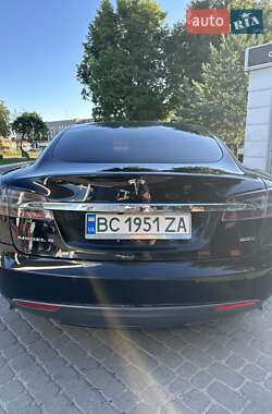 Хетчбек Tesla Model S 2016 в Шептицькому