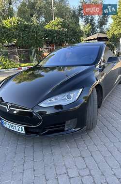 Хетчбек Tesla Model S 2016 в Шептицькому