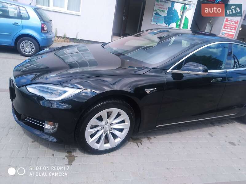 Ліфтбек Tesla Model S 2018 в Києві фото 4 Ліфтбек Tesla Model S 2018 в Києві