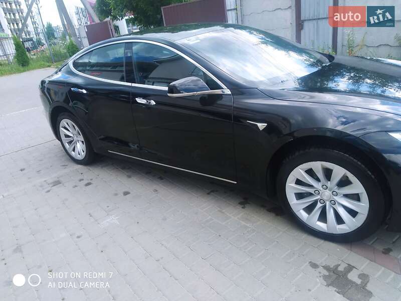 Ліфтбек Tesla Model S 2018 в Києві фото 3 Ліфтбек Tesla Model S 2018 в Києві