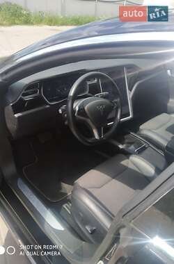 Лифтбек Tesla Model S 2018 в Киеве