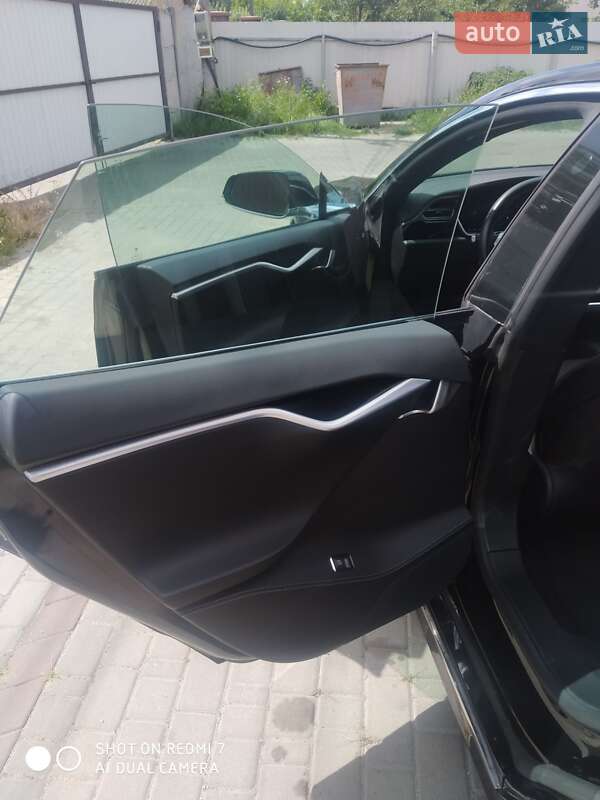 Ліфтбек Tesla Model S 2018 в Києві фото 11 Ліфтбек Tesla Model S 2018 в Києві