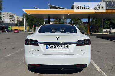 Ліфтбек Tesla Model S 2016 в 