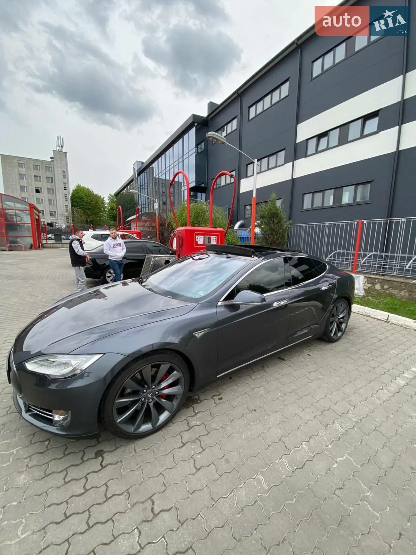 2015 Tesla Model S - мініатюра 9