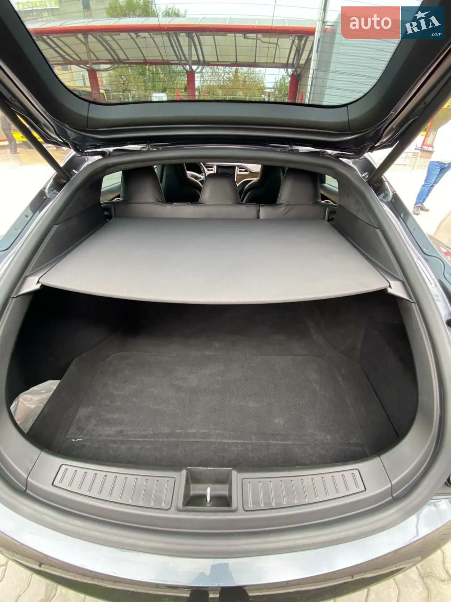 2015 Tesla Model S - мініатюра 14