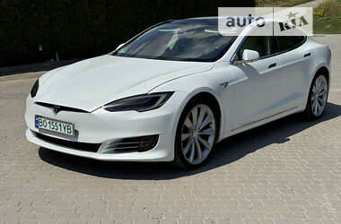 Лифтбек Tesla Model S 2018 в Рогатине