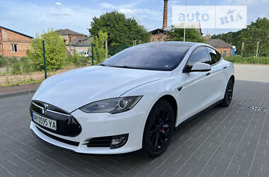 Лифтбек Tesla Model S 2014 в Житомире