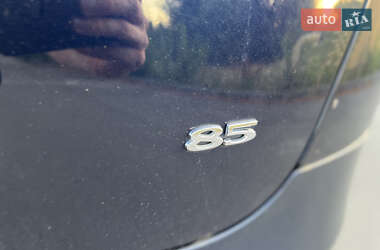 Лифтбек Tesla Model S 2014 в 