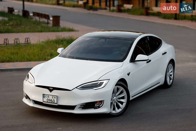 Tesla Model S 2019 Tesla Model S 2019