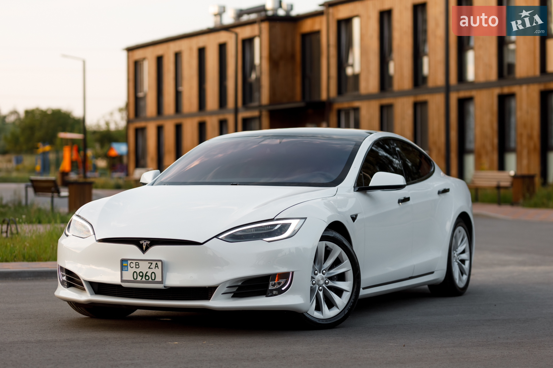 2019 Tesla Model S - мініатюра 3