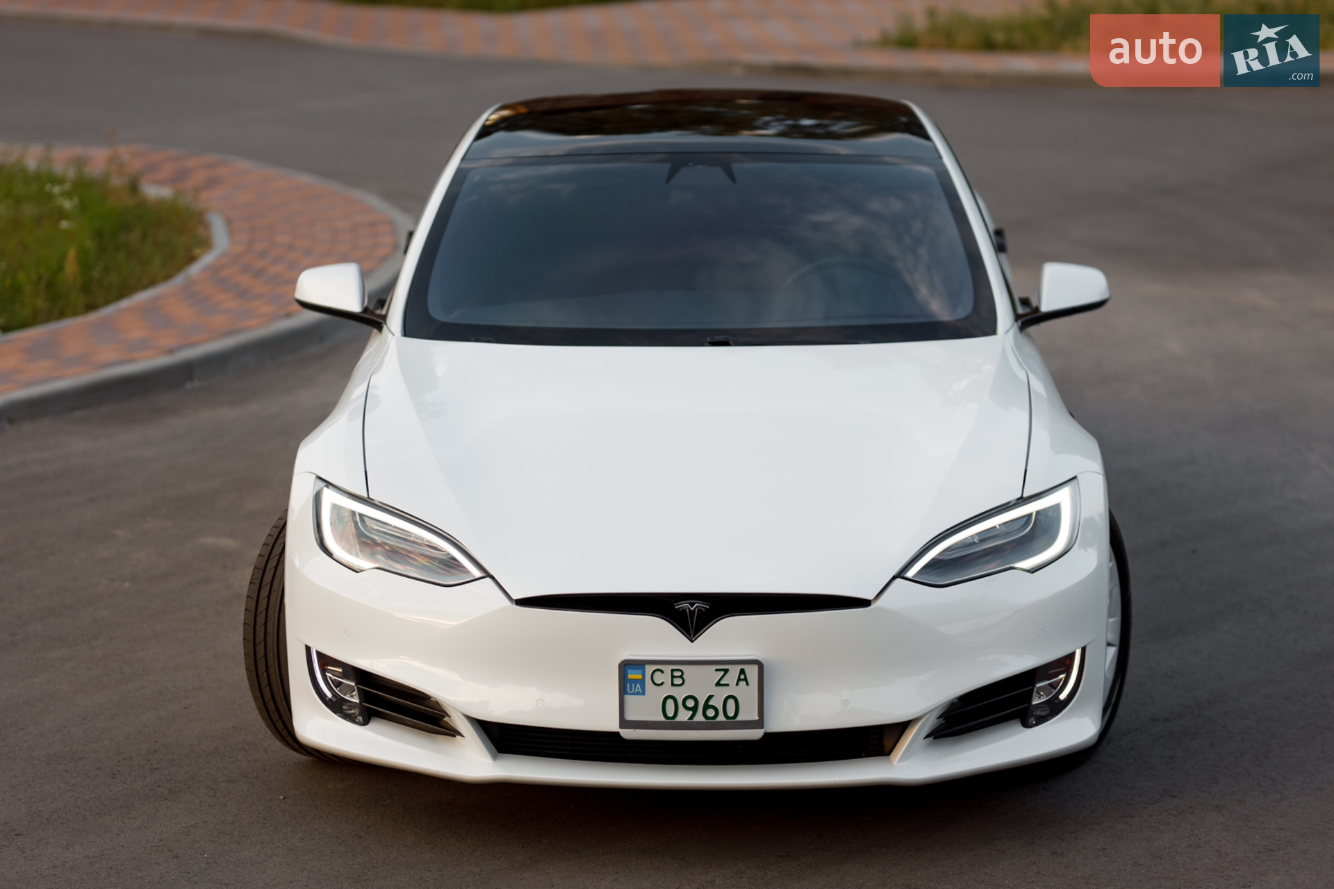 2019 Tesla Model S - мініатюра 4