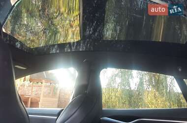Ліфтбек Tesla Model S 2017 в Коломиї