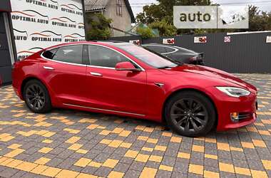 Ліфтбек Tesla Model S 2018 в Львові