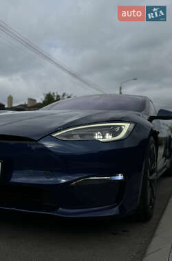 Лифтбек Tesla Model S 2021 в 