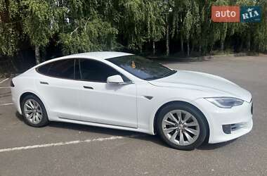 Ліфтбек Tesla Model S 2016 в Вінниці фото 2 Ліфтбек Tesla Model S 2016 в Вінниці