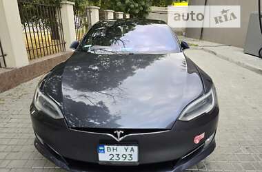 Лифтбек Tesla Model S 2018 в Одессе