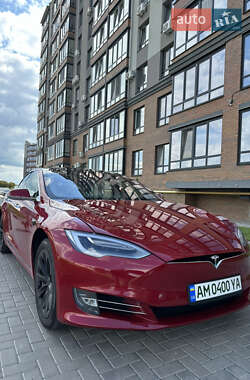 Лифтбек Tesla Model S 2018 в Житомире