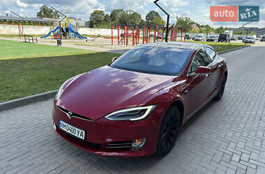 Лифтбек Tesla Model S 2018 в Житомире