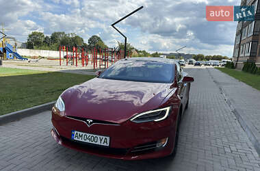 Ліфтбек Tesla Model S 2018 в Житомирі