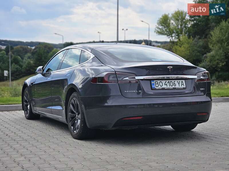 Ліфтбек Tesla Model S 2018 в Тернополі