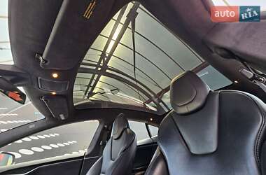 Ліфтбек Tesla Model S 2018 в 