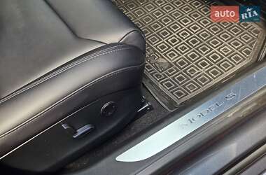 Ліфтбек Tesla Model S 2018 в 