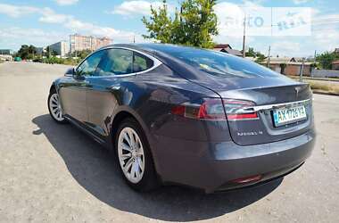 Лифтбек Tesla Model S 2018 в Харькове