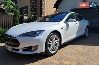 Ліфтбек Tesla Model S 2014 в Вінниці